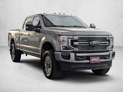 Used 2022 Ford F350 Limited image 3