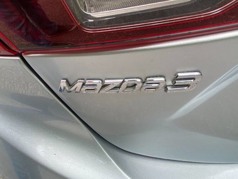 Used 2018 MAZDA MAZDA3 Sport w/ Preferred Equipment Package FWD image 31