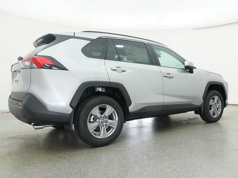 New 2025 Toyota RAV4 XLE image 21