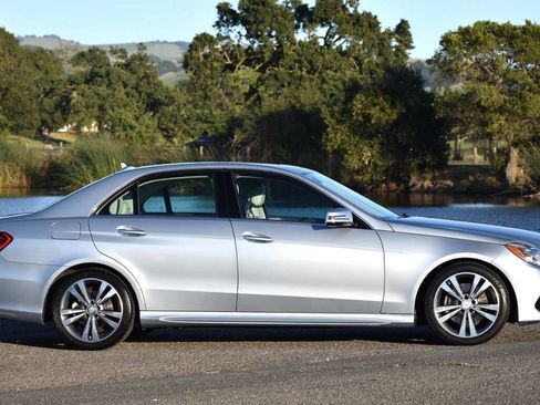 Used 2014 Mercedes-Benz E 350 Sedan image 19