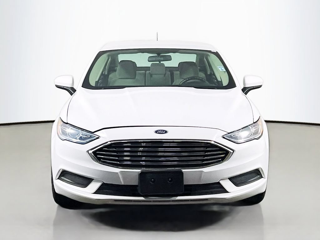 Used 2018 Ford Fusion S FWD image 3