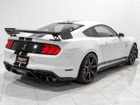 Used 2022 Ford Mustang Shelby GT500 w/ Carbon Fiber Track Pack image 4