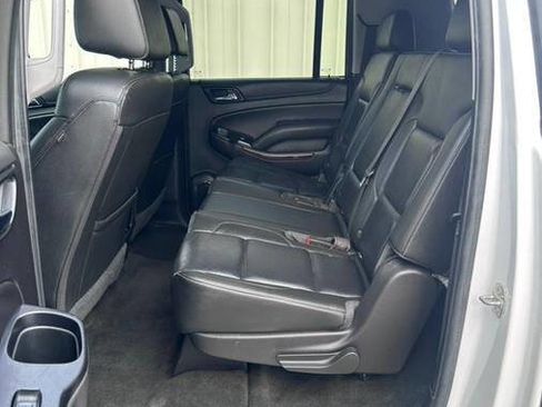 Used 2018 GMC Yukon XL SLT image 25