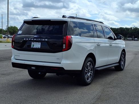 New 2026 Ford Expedition Max Active RWD image 4