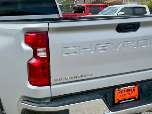 Used 2021 Chevrolet Silverado 3500 LT w/ Convenience Package AWD/4WD image 15