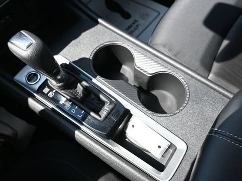 Used 2025 Nissan Altima 2.5 SV FWD image 29