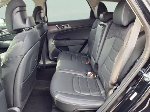 New 2026 Kia Sportage SX AWD/4WD image 16
