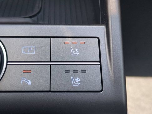 New 2026 Hyundai Kona Limited FWD image 28