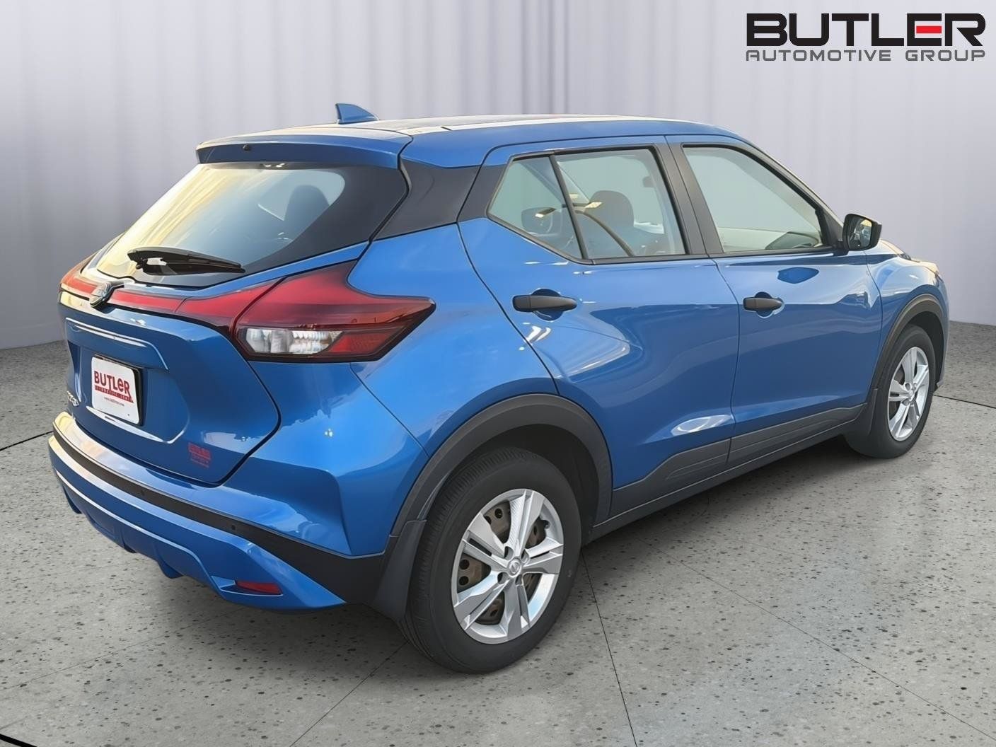 Used 2024 Nissan Kicks S FWD image 6