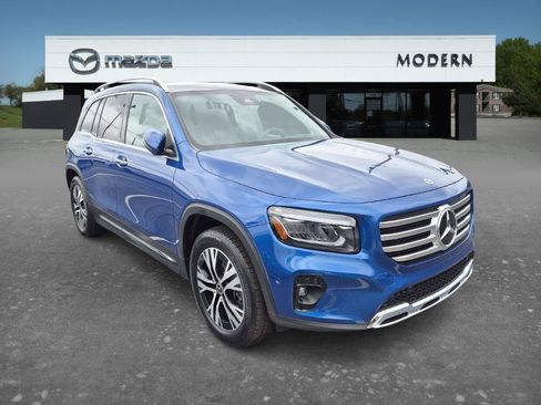 Used 2024 Mercedes-Benz GLB 250 4MATIC image 7