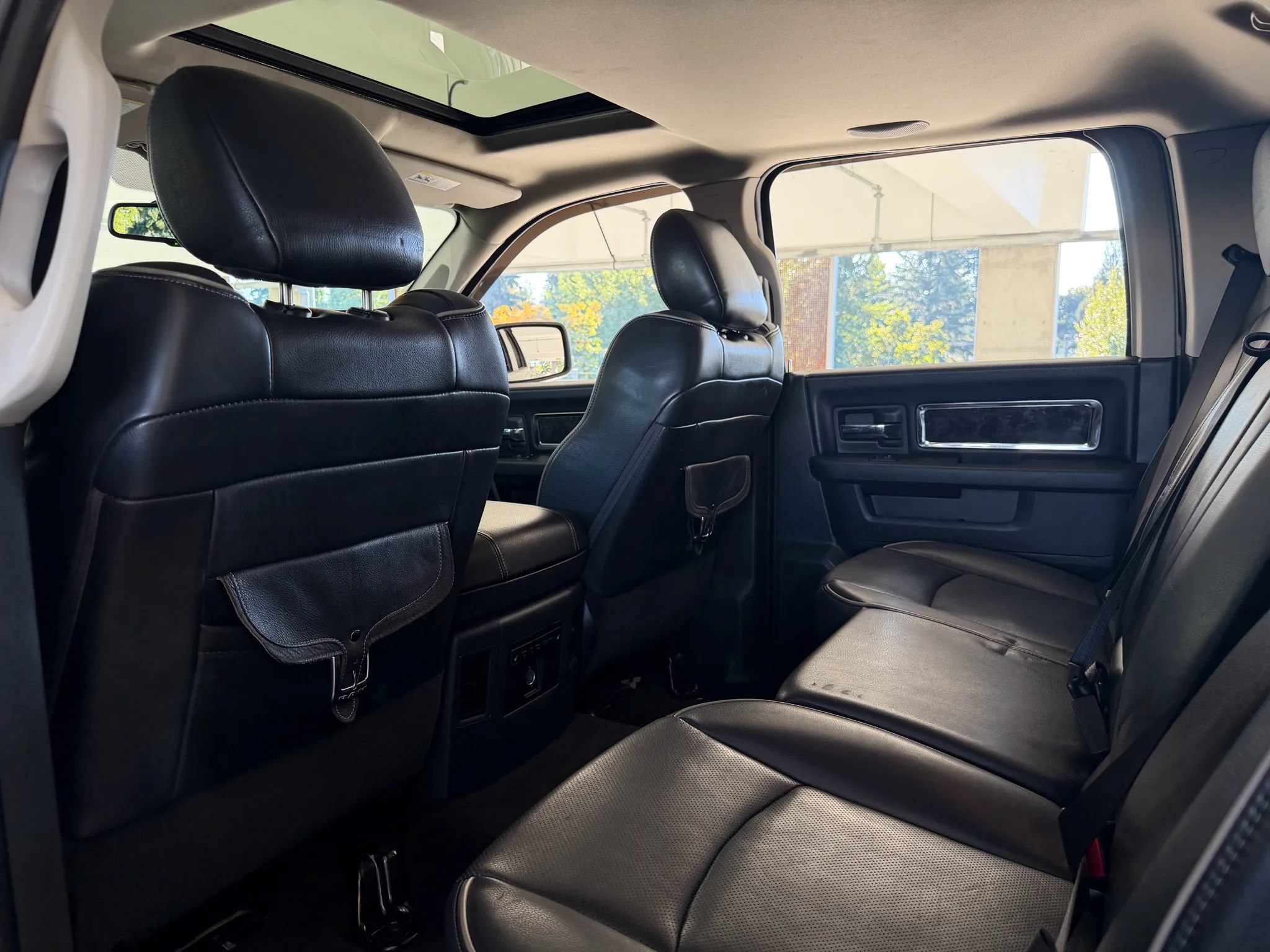 Used 2012 RAM 1500 Laramie Limited AWD/4WD image 18