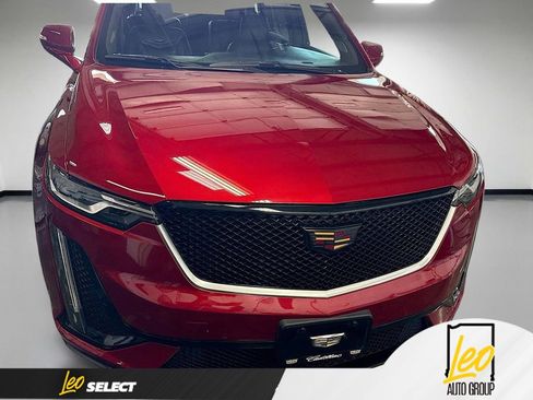 Used 2023 Cadillac XT6 Sport AWD/4WD image 2