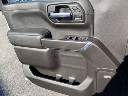 Used 2020 GMC Sierra 1500 AT4 w/ AT4 Premium Package AWD/4WD image 28