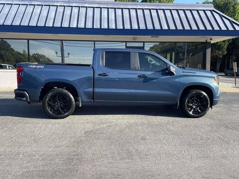 Used 2024 Chevrolet Silverado 1500 Custom w/ LPO, Dark Essentials Package AWD/4WD image 7