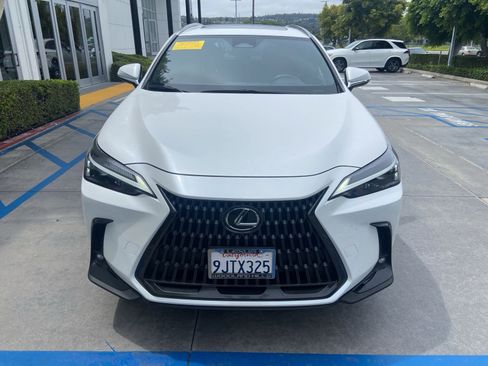 Used 2024 Lexus NX 250 FWD image 2