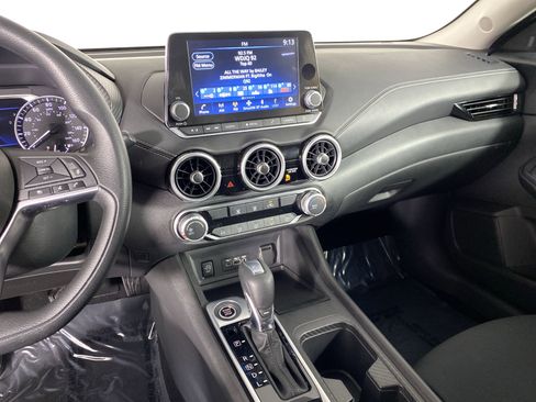 Used 2024 Nissan Sentra SV image 27