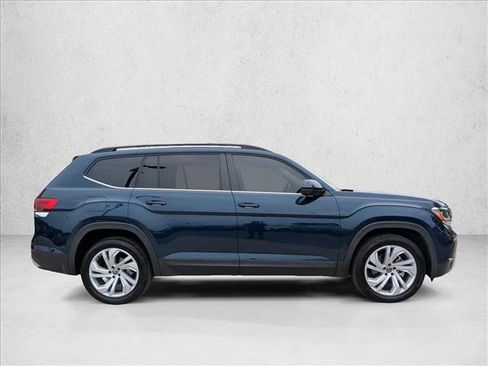 Used 2022 Volkswagen Atlas SE FWD image 4