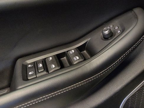 Used 2022 Jeep Grand Cherokee Limited 4xe image 27