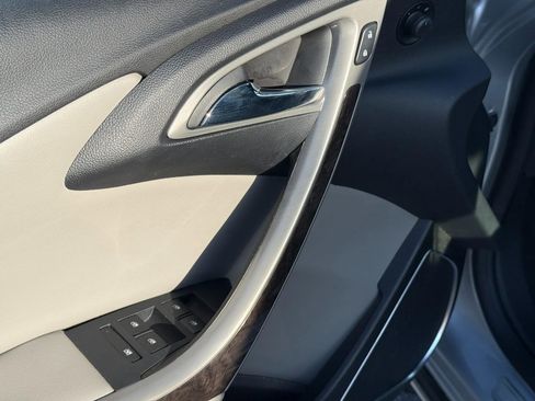 Used 2015 Buick Verano Convenience FWD image 10