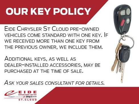 Used 2020 Dodge Grand Caravan SE image 3