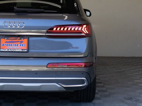 Used 2024 Audi Q7 2.0T Premium w/ Convenience Package AWD/4WD image 12