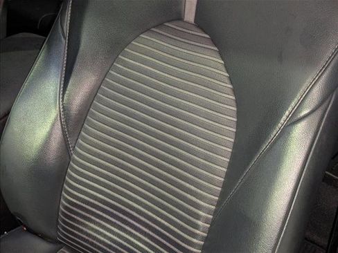 Used 2019 Toyota Camry SE image 16