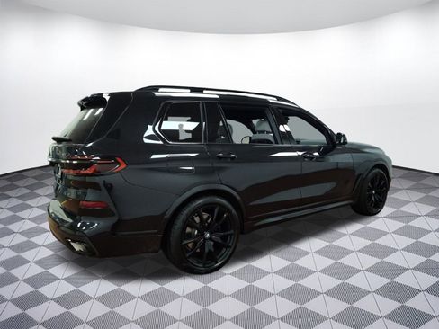 Used 2025 BMW X7 xDrive40i w/ Executive Package image 8