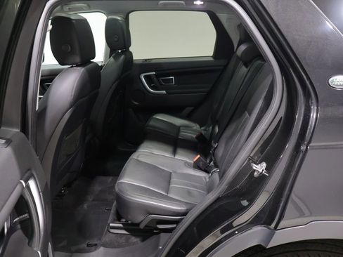 Used 2017 Land Rover Discovery Sport HSE image 17