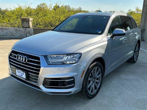 Used 2018 Audi Q7 3.0T Prestige w/ Prestige Package AWD/4WD image 10
