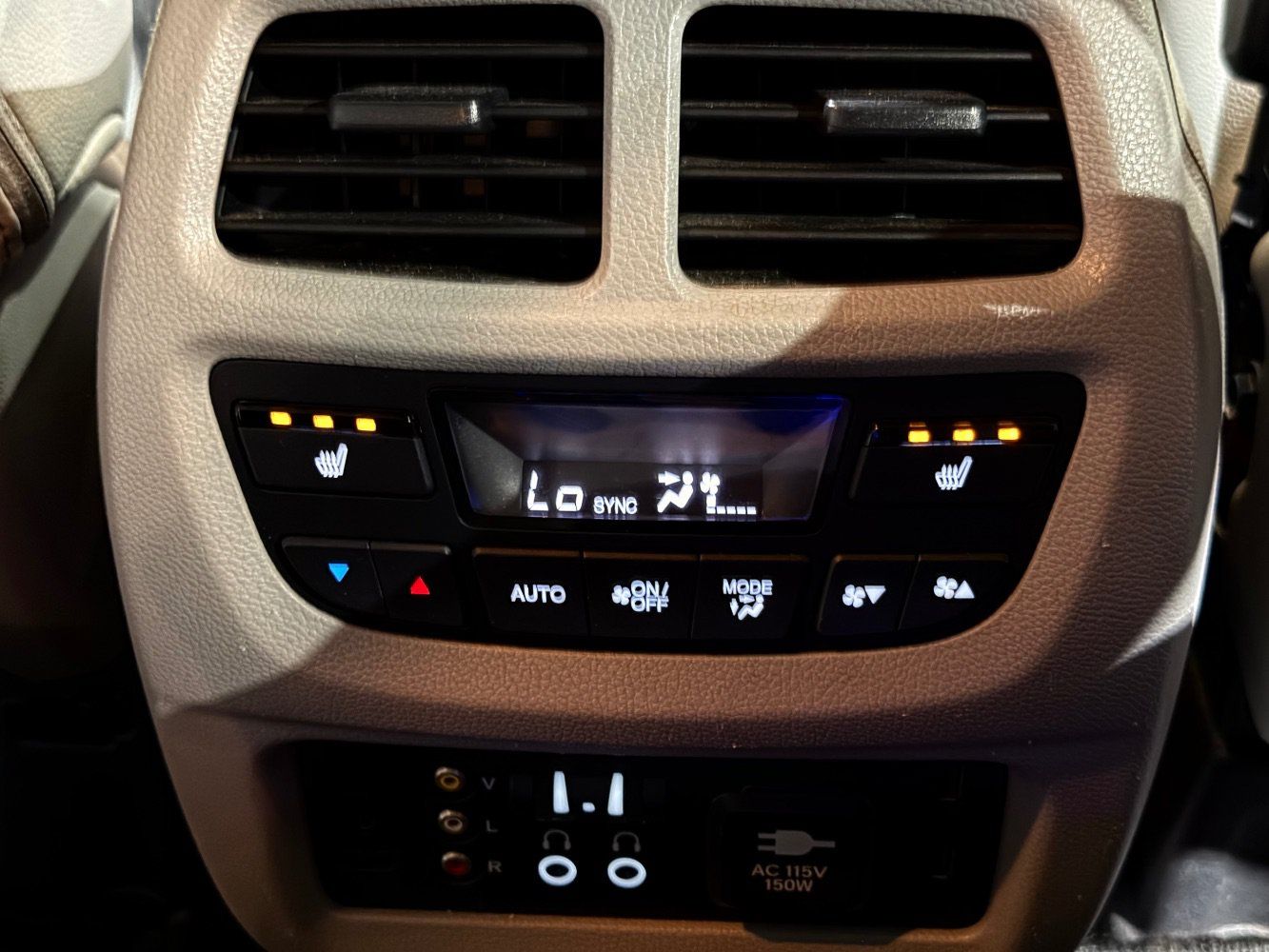 Used 2018 Honda Pilot Elite image 31