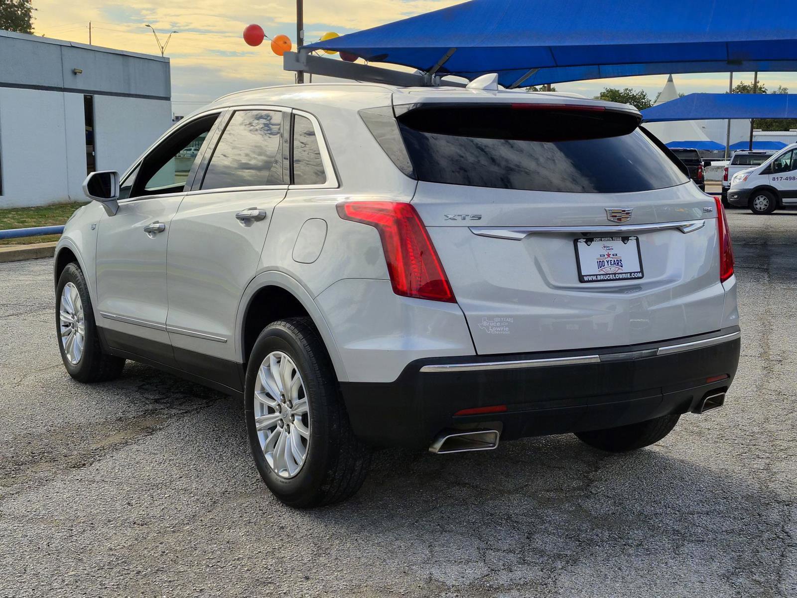 Used 2019 Cadillac XT5 FWD image 4