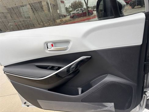 Certified 2024 Toyota Corolla XSE image 24