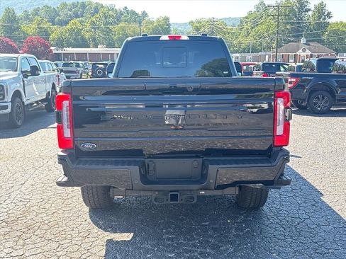 Used 2025 Ford F250 Platinum AWD/4WD image 6
