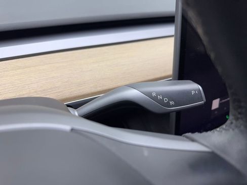 Used 2023 Tesla Model 3 Standard Range image 52