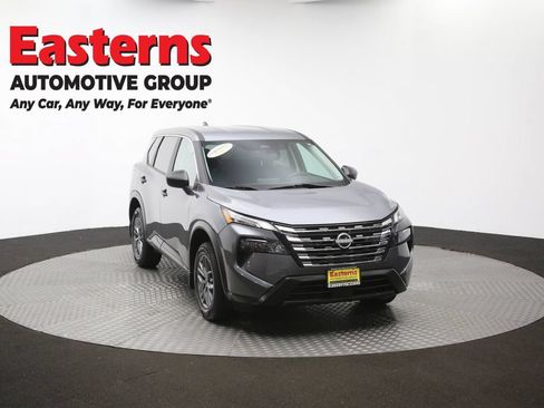 Used 2024 Nissan Rogue S AWD/4WD image 51