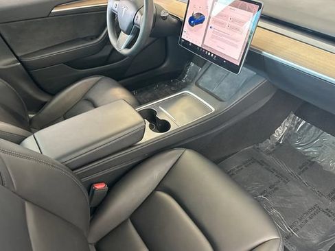 Used 2023 Tesla Model 3 Standard Range RWD image 17