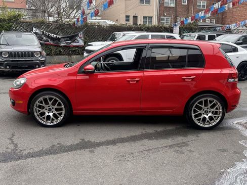 Used 2012 Volkswagen Golf 4-Door FWD image 7