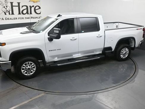 Used 2025 Chevrolet Silverado 2500 LT w/ Convenience Package AWD/4WD image 57