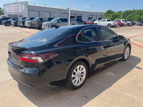 Used 2024 Toyota Camry LE FWD image 6