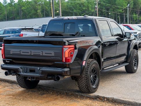 Certified 2025 Ford F150 Raptor AWD/4WD image 11