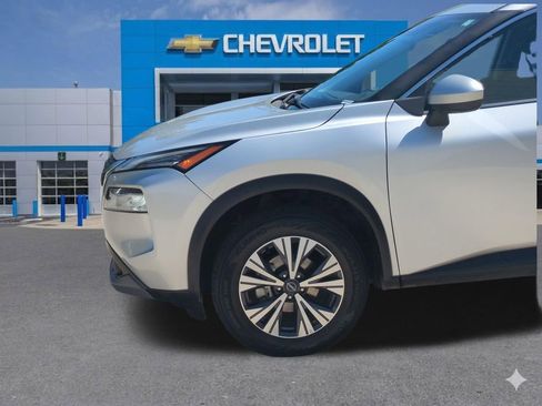 Used 2023 Nissan Rogue SV AWD/4WD image 11