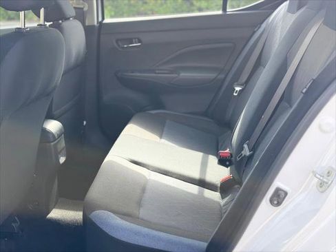 Used 2025 Nissan Versa SV FWD image 17