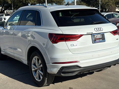 Used 2022 Audi Q3 2.0T Premium Plus image 5