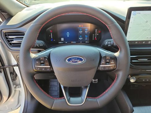 Used 2023 Ford Escape ST-Line w/ Tech Pack #1 AWD/4WD image 23