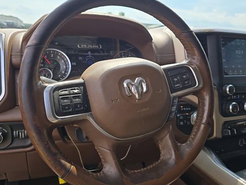 Used 2019 RAM 2500 Laramie AWD/4WD image 5