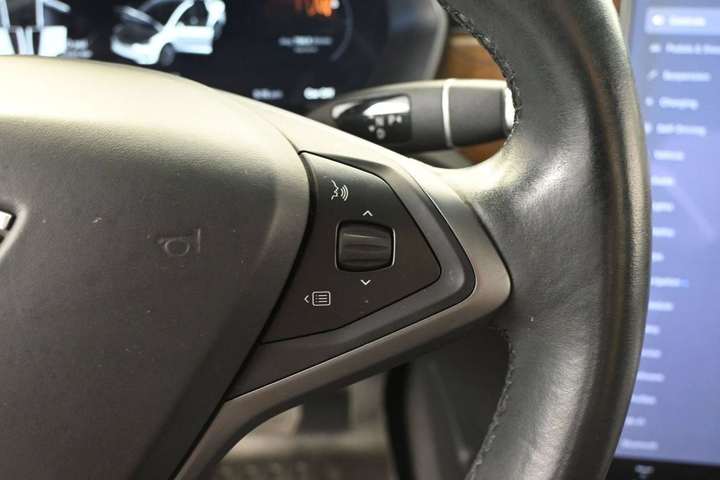 Used 2018 Tesla Model X 100D AWD/4WD image 21