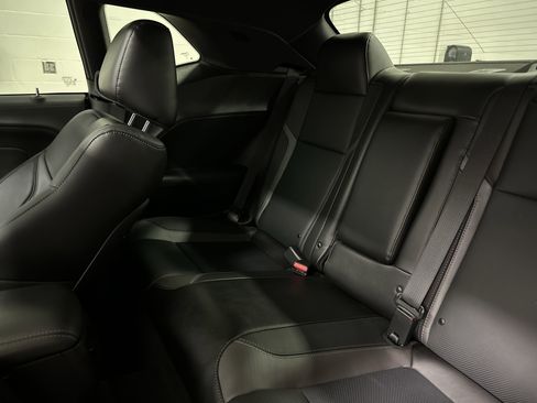 Used 2023 Dodge Challenger SXT w/ Plus Package image 31