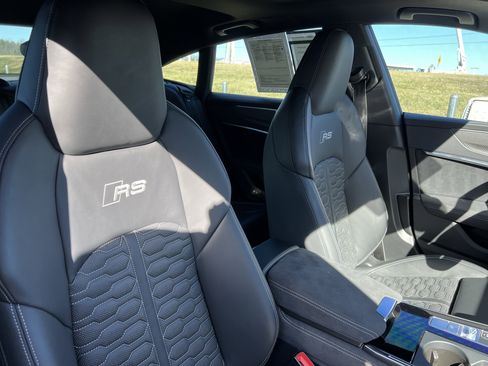 Certified 2024 Audi RS 7 Performance image 35