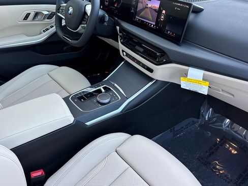 Used 2026 BMW 330i Sedan w/ Premium Package RWD image 28