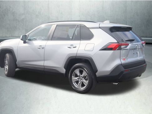 Certified 2025 Toyota RAV4 XLE AWD/4WD image 14